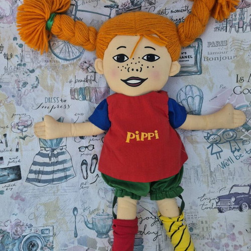 Pippi Longstocking Doll like new, 60 cm tall