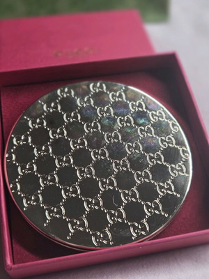 Gucci Make Up Mirror new, never used