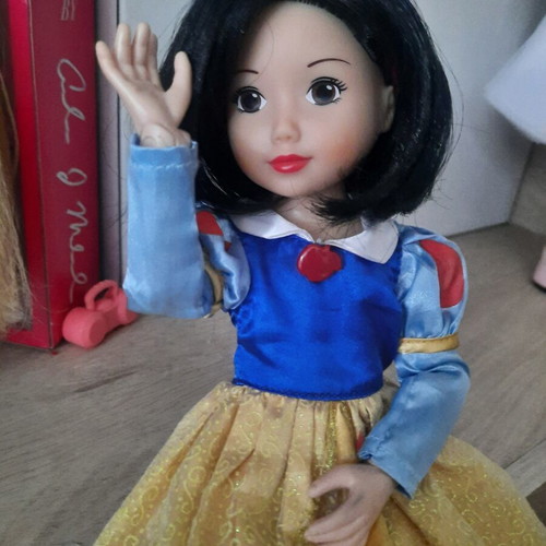 Snow White Jolina Ballerina articulated doll by Zapf Creation