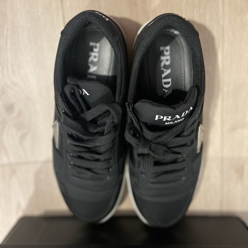 Prada sneakers Re nylon like new, black, size 37.5