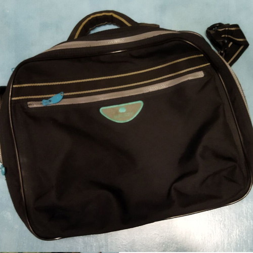 Delsey laptop bag briefcase like new, black and turquoise