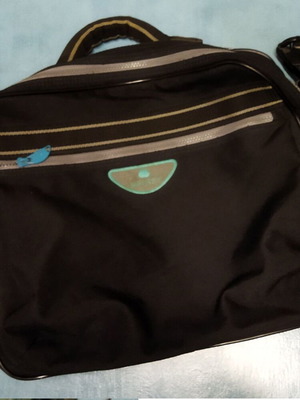 Delsey laptop bag briefcase like new, black and turquoise