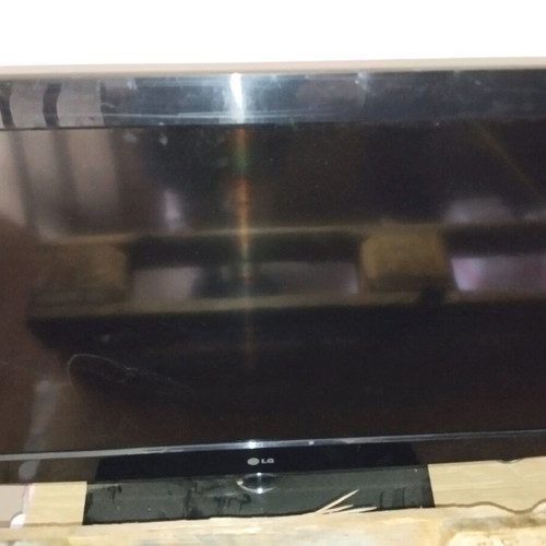 LG 37 LED TV used with built-in MPEK 4 tuner