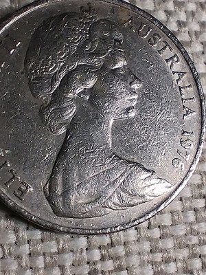 Australian 20 cents coin 1976 used