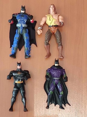 Figures from 1998 like new, set of 4 pieces