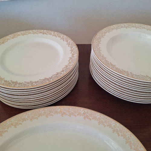 Vintage Alfred Meakin Glo-White Ironstone Serving Set 77 pcs like new
