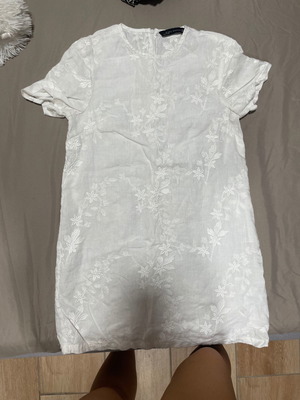 Zara φόρεμα λευκό floral μεταχειρισμένο, μέγεθος XS