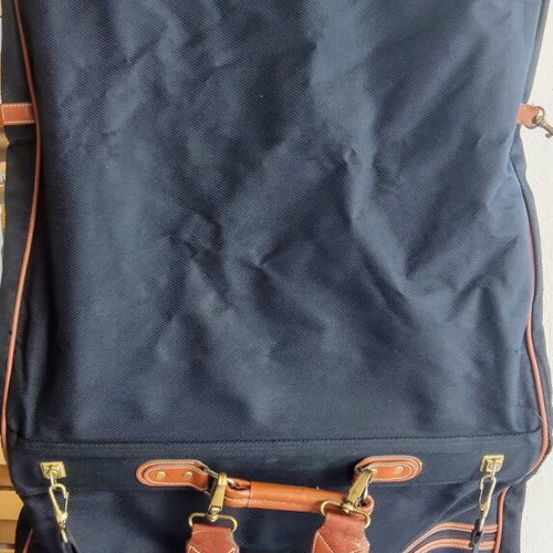 Suit carrier bag like new