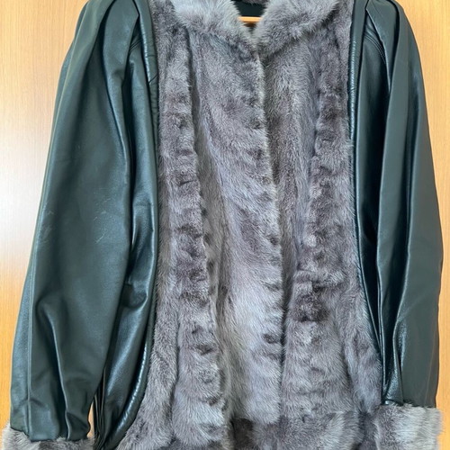 Leather coat with natural fur like new, gray and black, size M/L