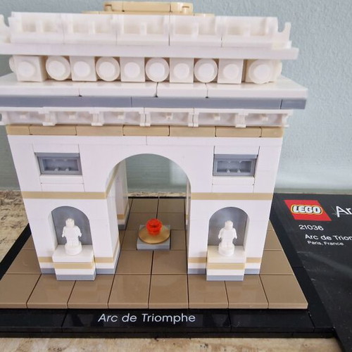 Lego Architecture 21036 Arc de Triomphe like new