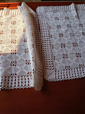 Set of 2 Handmade Crochet Square Doilies 45x45 cm, white