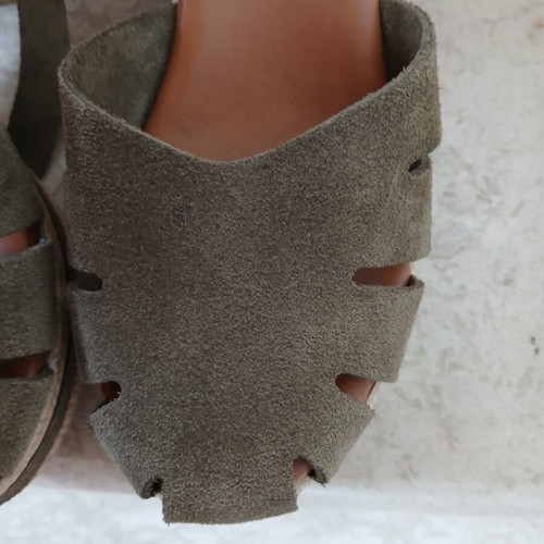 Marila leather sandals like new, khaki beige, size 37
