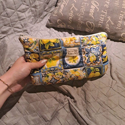 Toiletry bag new with lemon pattern, multicolor and yellow