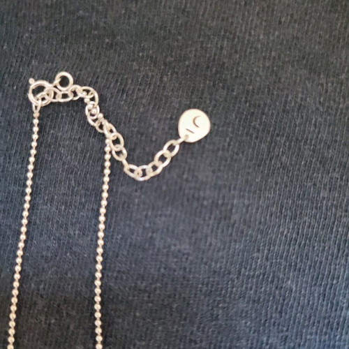 Silver necklace 20 cm with star pendant like new