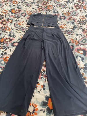 Σετ Bershka με στράπλες τοπ και παντελόνι σαν καινούργιο, μπλε