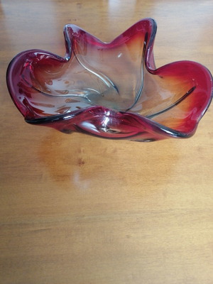 Φοντανιέρα Μουράνο σε μπορντο αποχρώσεις, γυαλί υψηλής ποιότητας, σαν καινούργιο