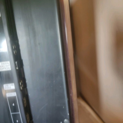 Samsung 32 TV used, defective antenna