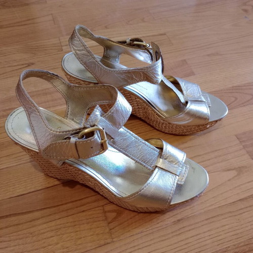 Franco Sarto straw platform sandals used, beige and gold, size 39.5