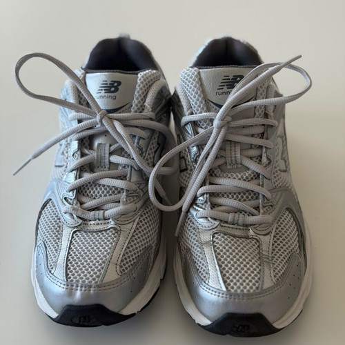 New Balance 530 sneakers size 40.5 silver grey like new