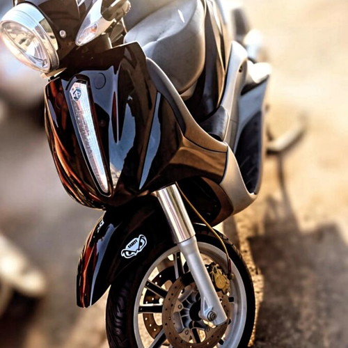 Piaggio Beverly 500 scooter like new, 500cc, automatic, black