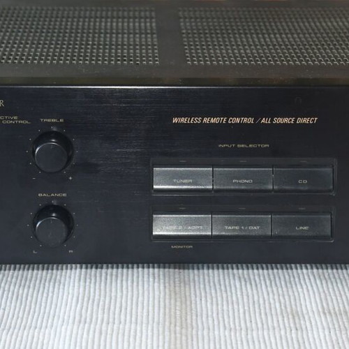 Pioneer A-351R integrated amplifier with phono input and remote