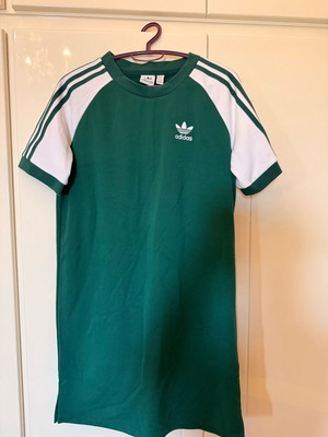 Adidas dress new, green, oversize