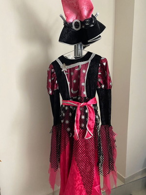 Witch Fairy of the Night Costume like new, age 10