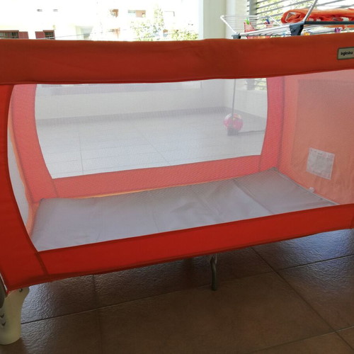 Inglesina Lodge orange playpen used, two-level