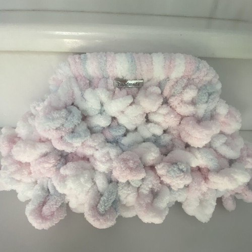 Handmade Puffy Pop Corn Bag like new, white and pink
