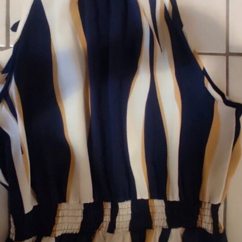 Emery Rose summer dress like new, elastic waist, knee length, white and blue