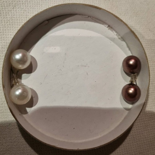 Set of 2 pairs of pearl earrings new
