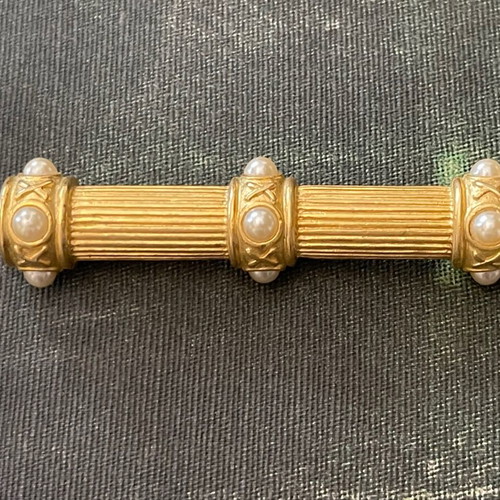 French large brooch like new, custom jewellery vintage