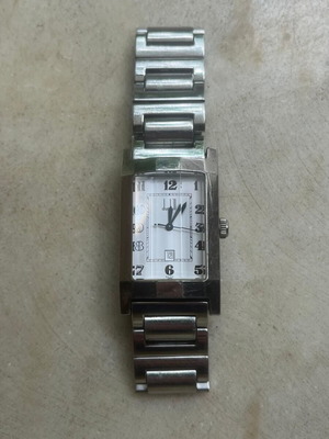 Dunhill Swiss Made QW-712 Rectangular Premium Series watch like new, white dial