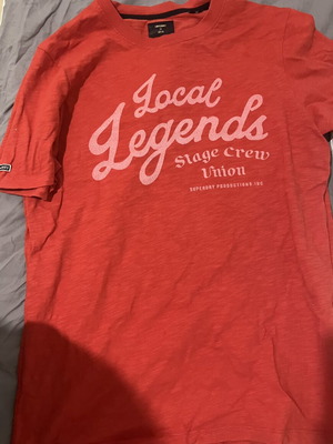 Superdry T shirt, size Large, red