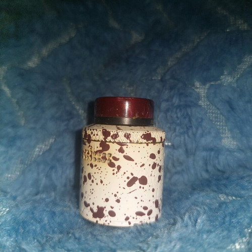Drop Dead RDA used, Bloody Mess color with original tip