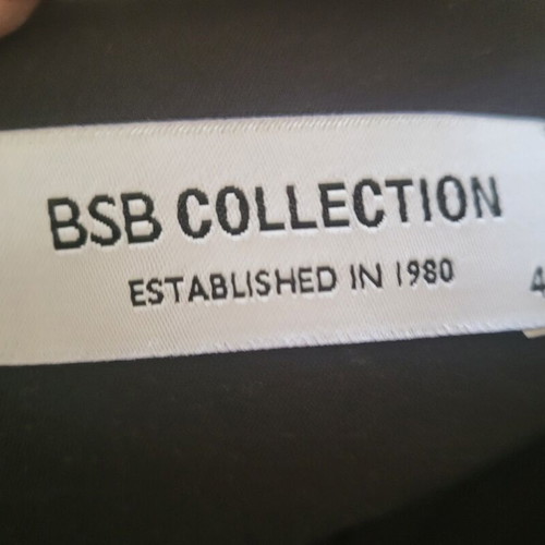 BSB skirt size 42 like new, black, pleated A-line