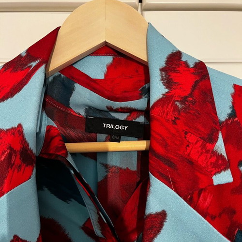 Trilogy floral shirt and jacket set like new, multicolor
