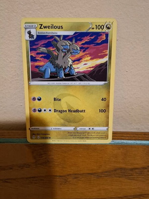 Pokemon Card Zweilous like new
