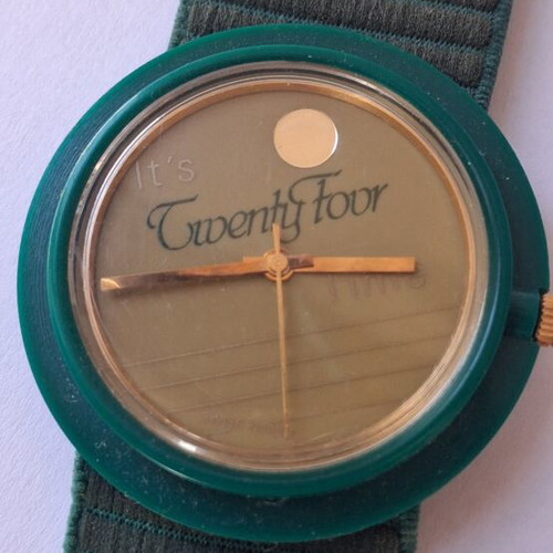Movado TwentyFouv Time Museum 1980 μεταχειρισμένο ρολόι quartz