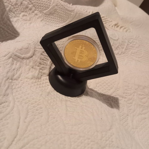 Bitcoin collectible coin new gold plated in black case 7cm