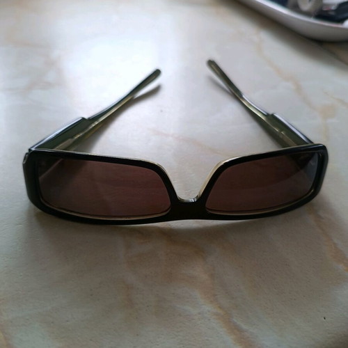 Burberry sunglasses like new, green
