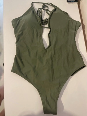 Olósomo swimsuit olive like new, size M