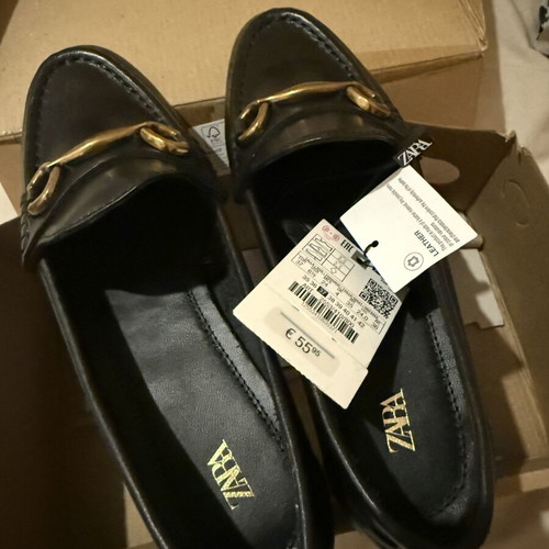 Zara black leather loafers with gold hardware, size EU 37