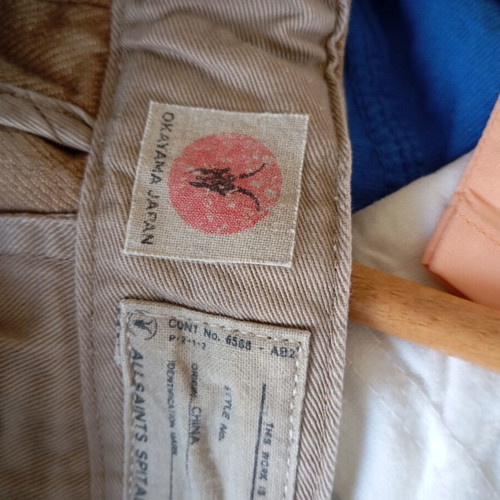 Pants with stiff fabric like new, brown beige
