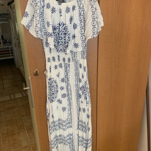 Long dress like new, blue and white