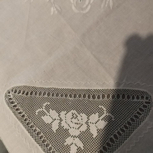 Tablecloth set used with small cloths