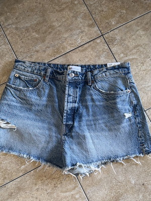 Zara denim shorts new, size XXXL 46 18, blue