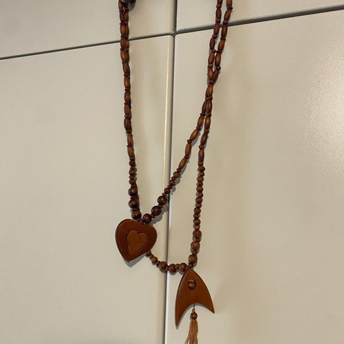 Double wooden necklace with beads and designs, long