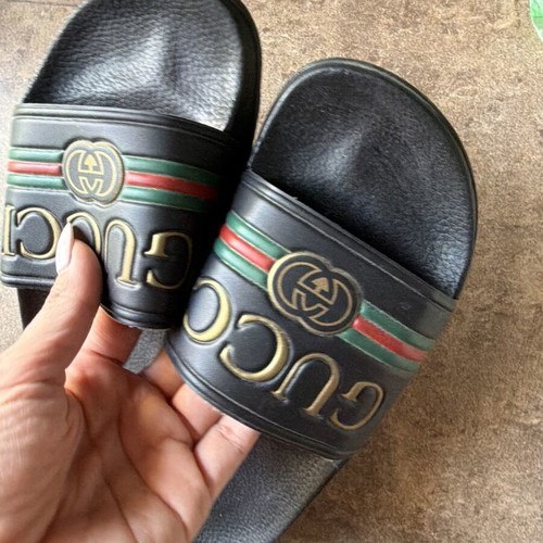 Gucci black slippers size 38