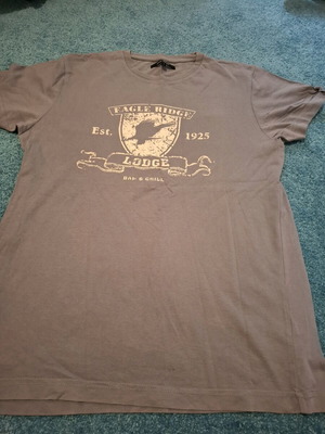 T-shirts size S like new, gray